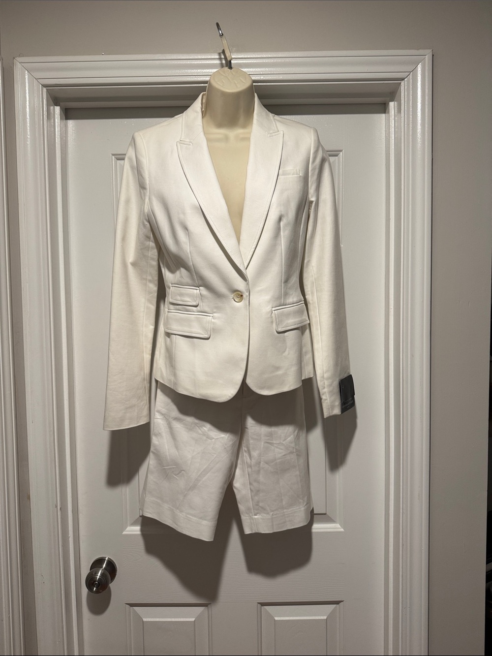 NWT Banana Republic White Women's Blazer and Short Suit